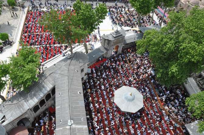 Türkiye’de Namaz Kılanların Oranı Belirlendi