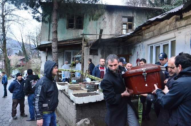 Üçü De İnfaz Edilmiş!