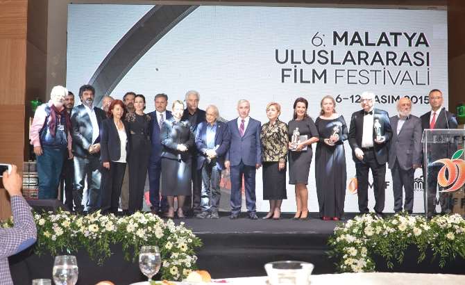 Uluslararası Film Festivali Başladı