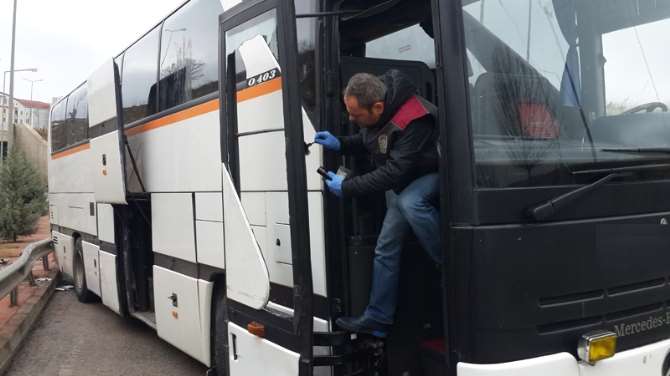 Üniversite Binası Önünde Kaza Yapan Otobüs Çalıntı Çıkınca...
