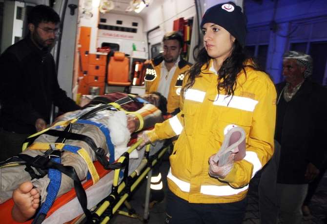 Urfa Yeni Yıla Trafik Canavarıyla Girdi: 3 Ölü, 20 Yaralı