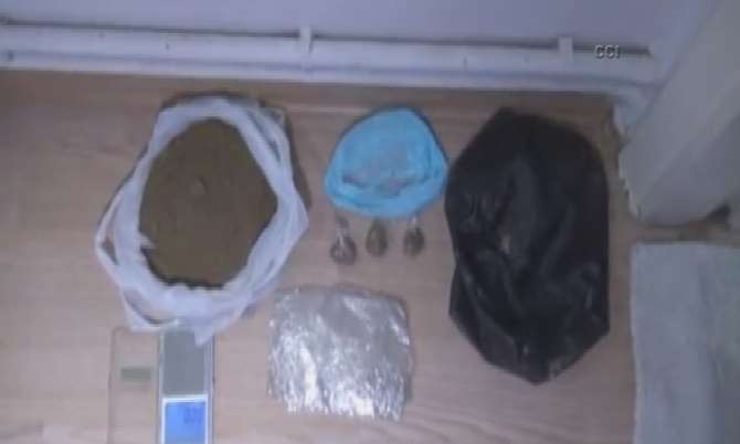 Uyuşturucu Operasyonu Polis Kamerasında