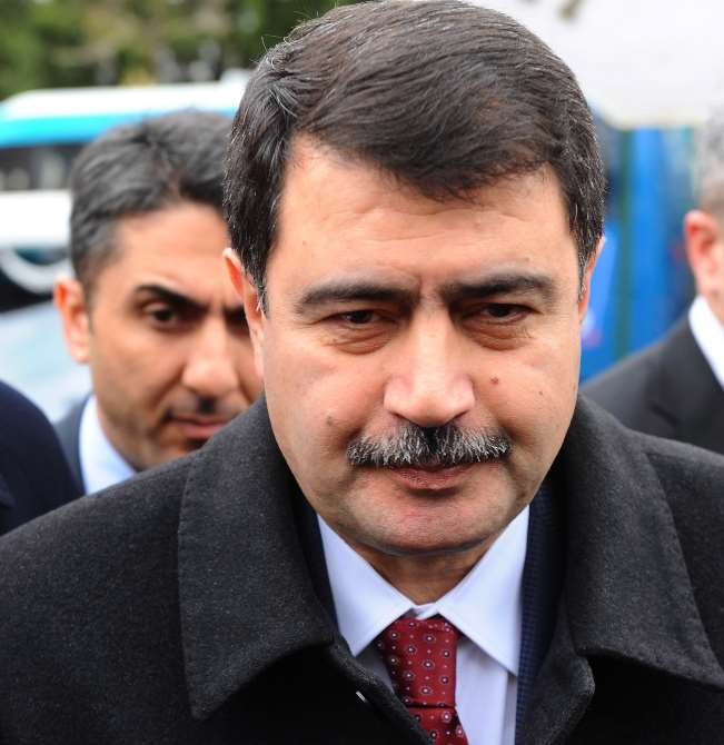 Vali Şahin Açıkladı: Yarın Okullar Tatil Mi?