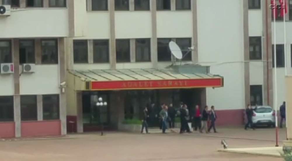 Valilik Önünde Polisle Çatışma: 1 Ölü