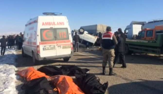 Van’da Katliam Gibi Kaza: 10 Ölü