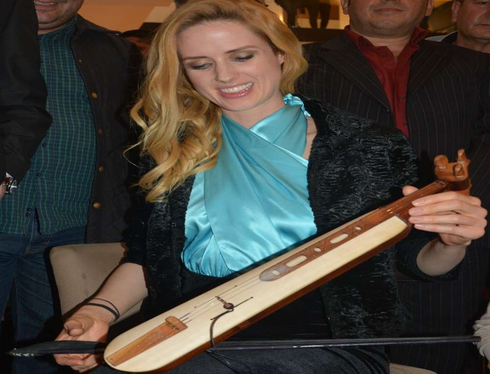 Wilma Elles’in Kemençe Sınavı