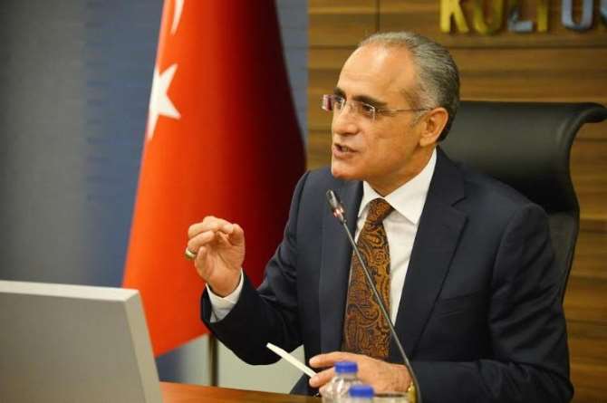 Yalçın Topçu Cumhurbaşkanı Erdoğan’ın Başdanışmanı Oldu