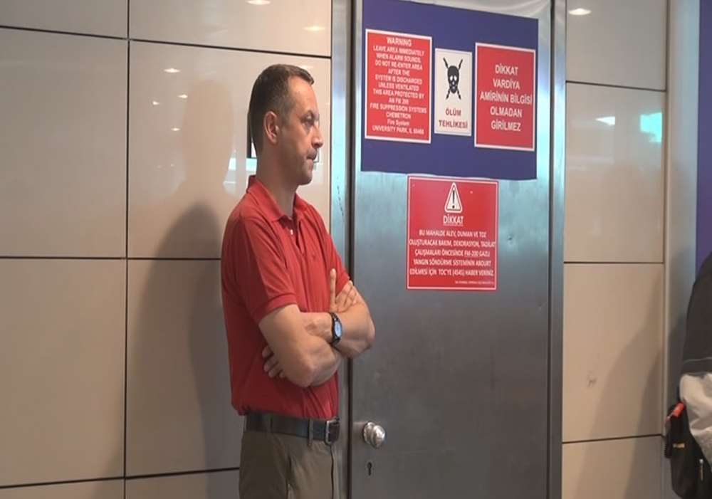 Yasaklı Gazeteci Kahire’ye Gönderildi