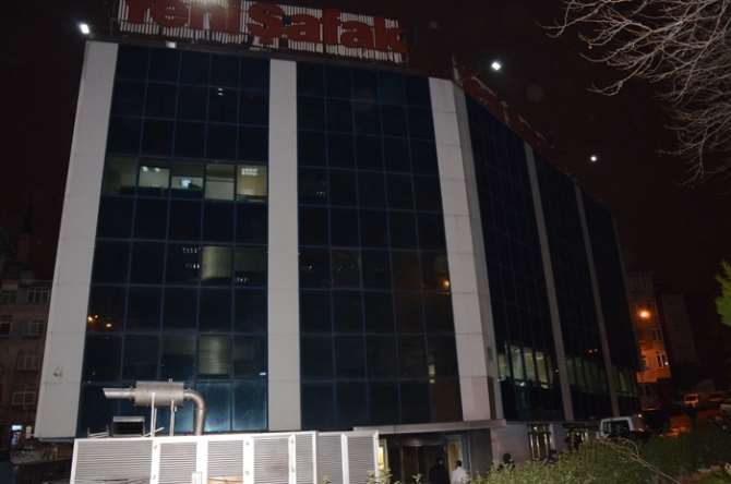 Yeni Şafak Ve Yeni Akit Saldırılarına 5 Tutuklama
