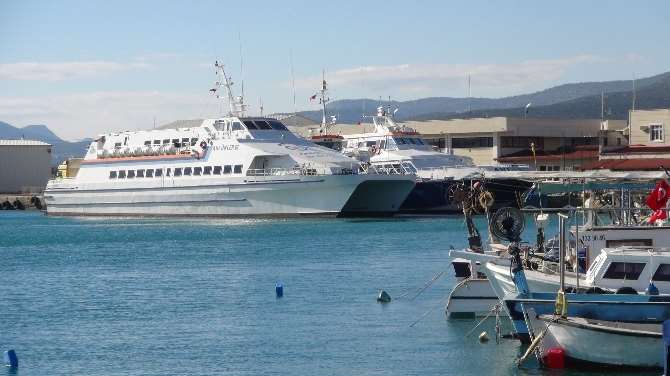 Yeni Yıla Denizde Mahsur Kalarak Girdiler !