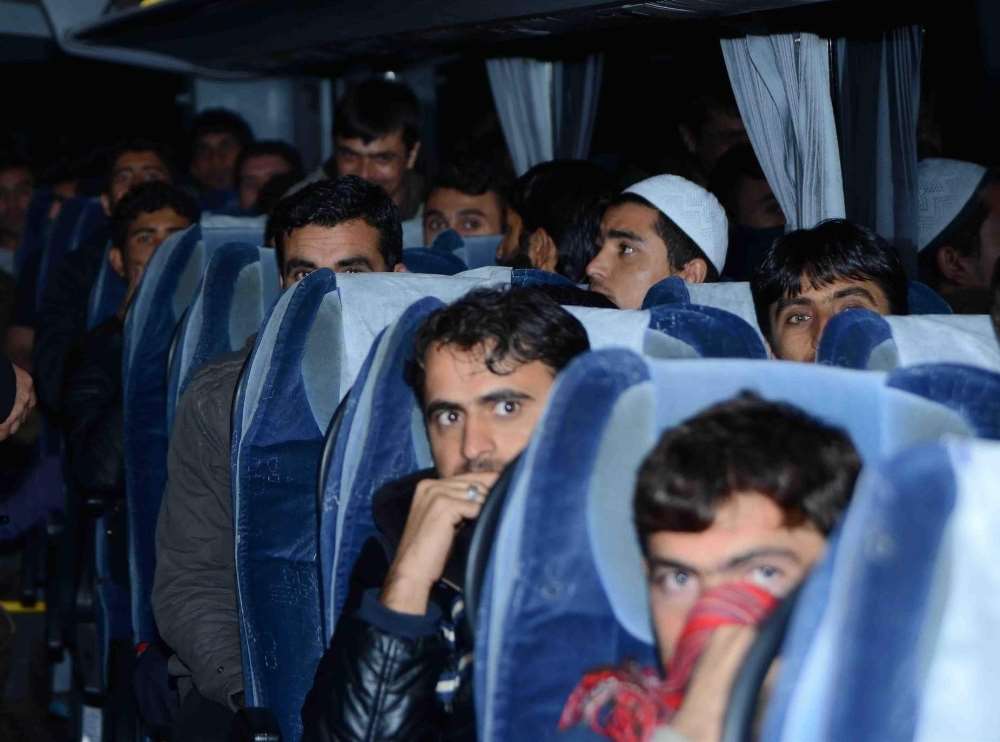 Yurdışına Çıkmak İsteyen 38 Kaçak Göçmen Yakalandı