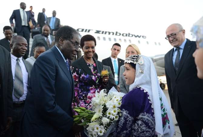 Zimbabwe Cumhurbaşkanı Erken Saatlerde Antalya’da Oldu