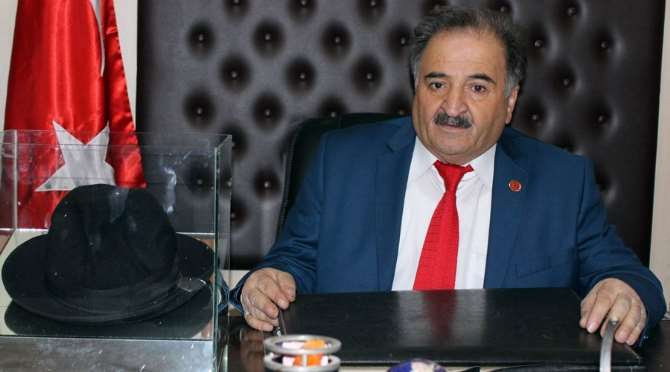 ’baba’nın Hediyesine Gözü Gibi Bakıyor