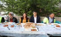 BAŞKAN! ADI GİBİ AZİM GÖSTERİYOR