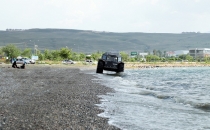 BÜYÜKŞEHİR HAŞARE SİNEK TEMİZLİĞİNE BAŞLADI