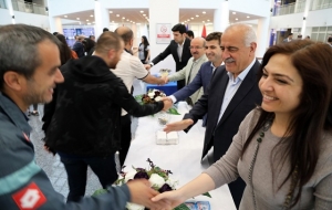 BÜYÜKŞEHİRDE BAYRAMLAŞMA