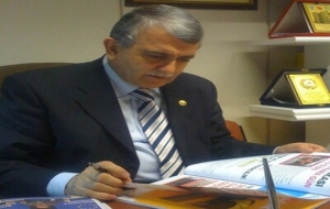 Eski Milletvekili AKP Erciş İlçe Başkanı Oldu
