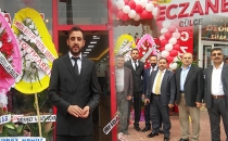 Genç girişimci GÜLCE eczanesini açtı.