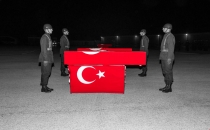HAKKARİ ŞEHİTLERİMİZİN NAAŞLARI, VAN’DAN MEMLEKETLERİNE UĞURLANDI