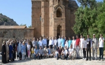 HUKUKÇULAR VAN'I GEZDİ