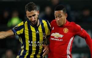 Jose Mourinho İzin Verdi, Volkan Şen'in Yerine Depay Geliyor