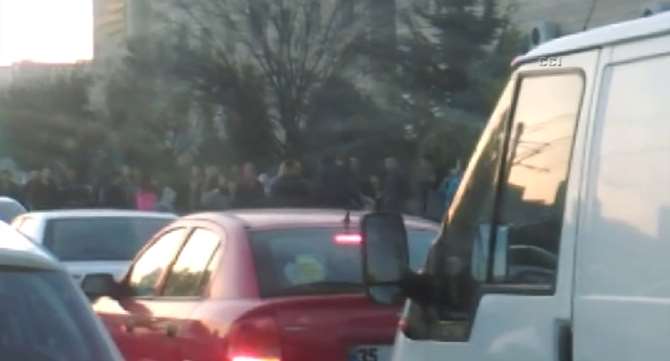 ’kadına Şiddete Tepki’ Eyleminde Kadınlar Birbirine Girdi