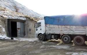 Tonlarca Patates 8 Ay Mağarada Saklanıyor
