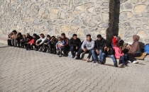 Van, ın başkale ilçesinde 43 kaçak göçmen