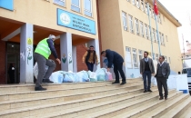 Van'daki Eğitim Yuvalarına 100 Bin Tl'lik Malzeme Desteği