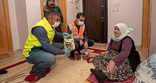 Van'ın ipekyolu belediyesinin ilk mahsulleri hediye edildi